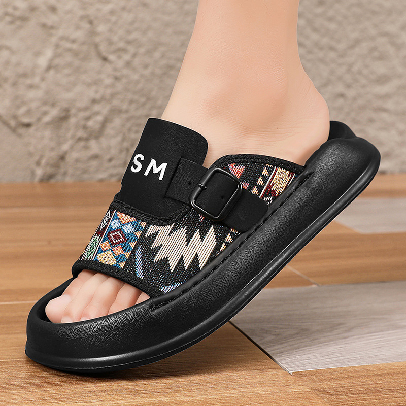 Trendy Slippers With Flexible Grip and Airy Comfort
