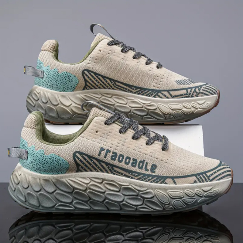 Korean Style Men’s Low-top Outdoor Casual Sports Sneakers