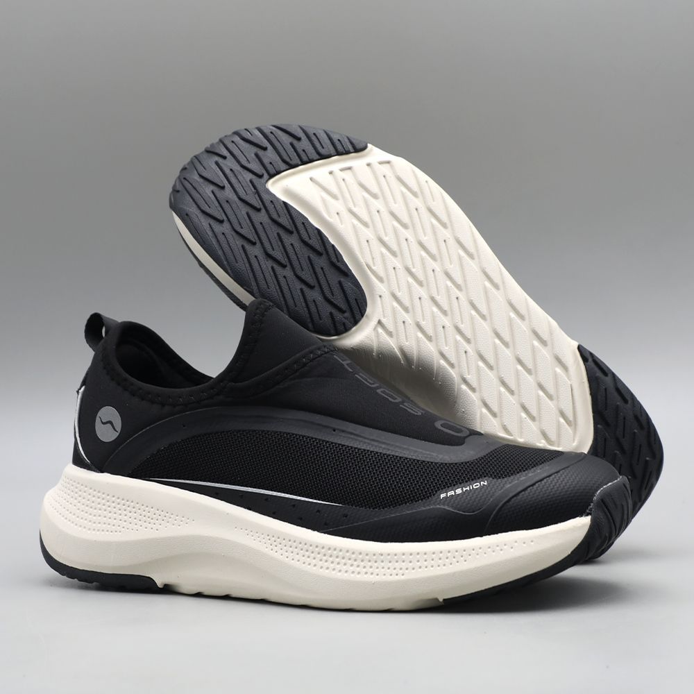 Men’s Slip On Running Sneakers