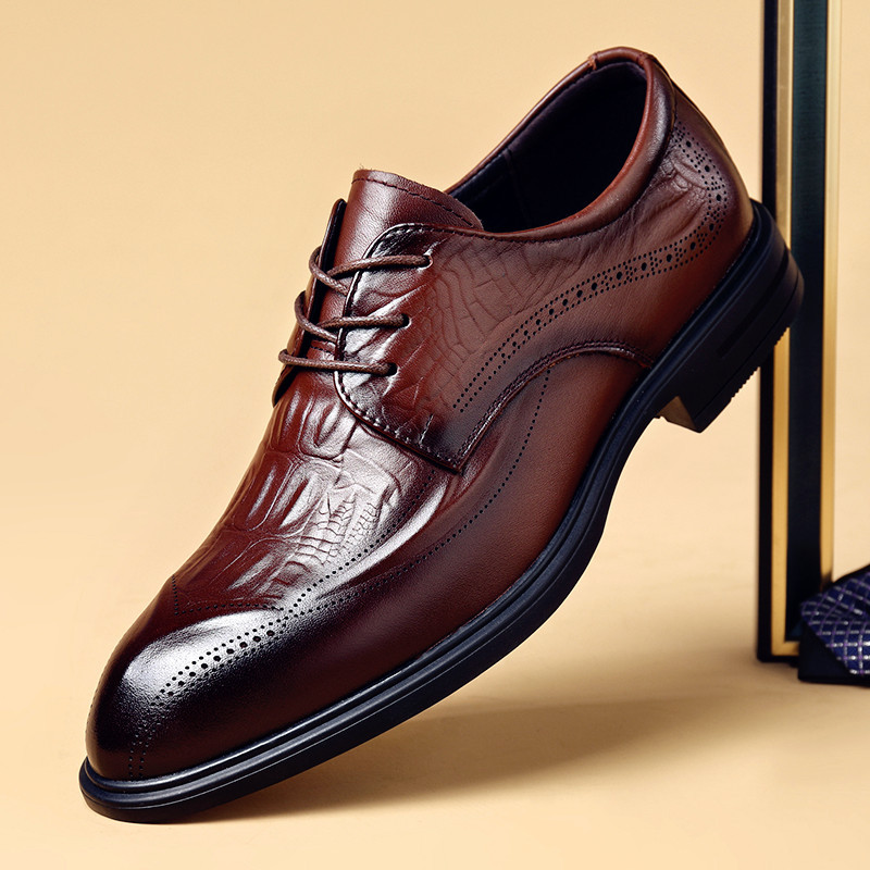 Non Slip Round Toe Men’s Brogue Formal Shoes