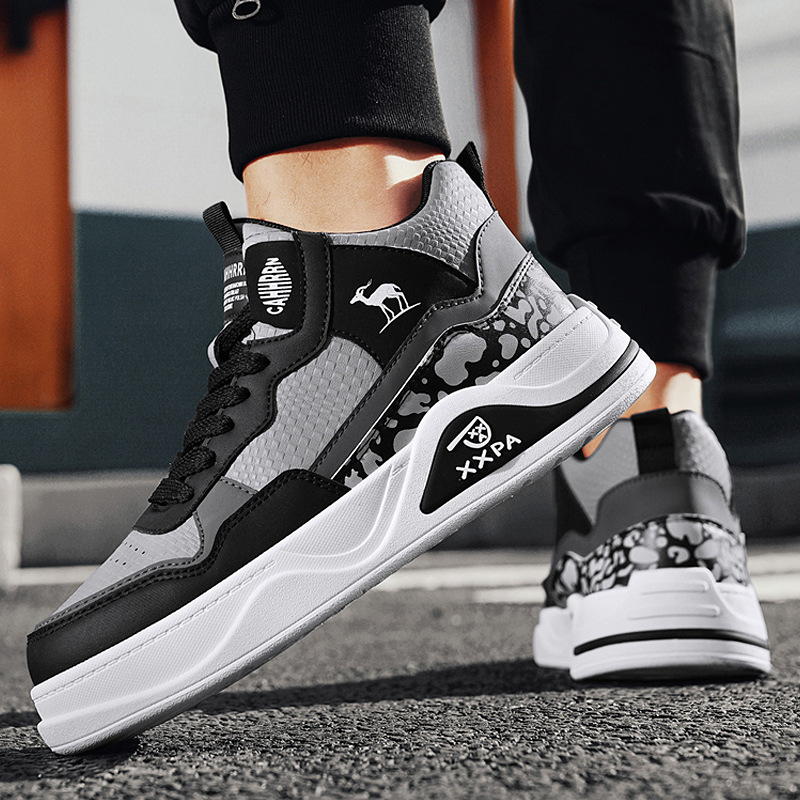 Men’s Trendy Thick Sole Casual Sports Sneakers